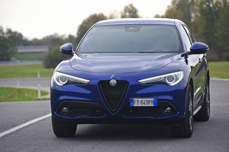  Alfa Romeo Stelvio Sprint (949) 2019 года  (фото 12 из 45)